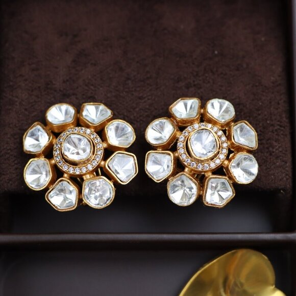 Radiant Floral Kundan Earrings with Halo Detailing JP17